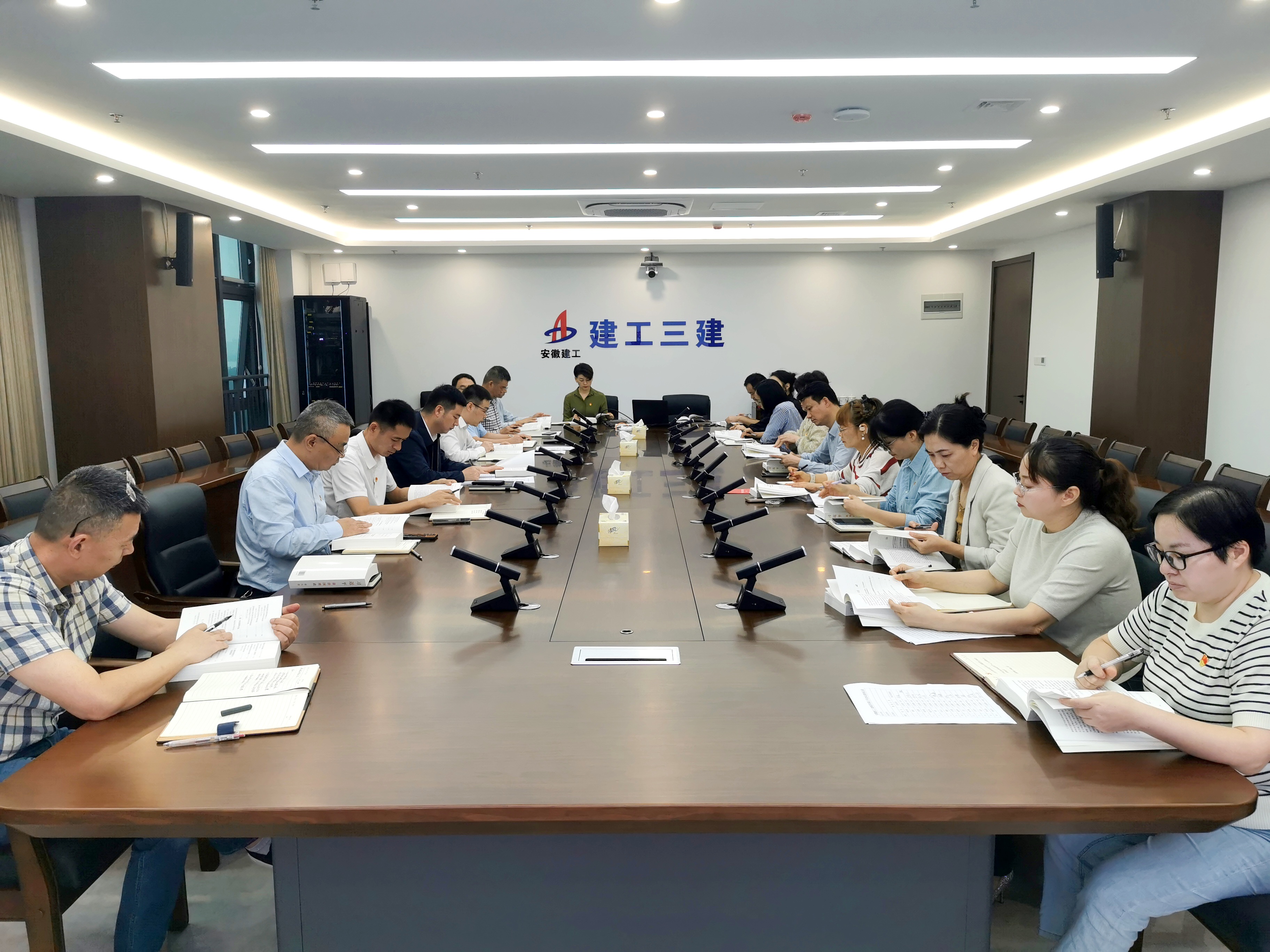 4DCA8E797DB65DE59256A190928CAA34_副本.jpg